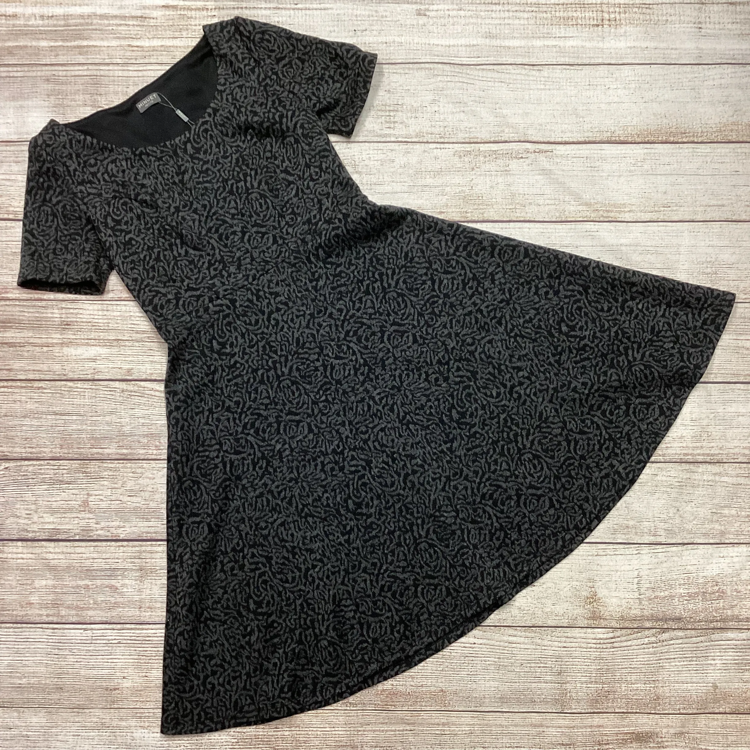 BNWT Minuet Black Grey Print Jersey Midi Dress Size 8