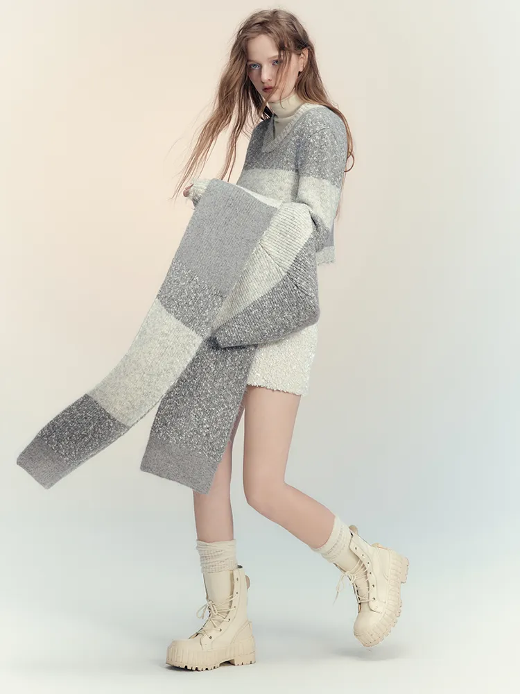 Border Short V-Neck Casual Simple Knit