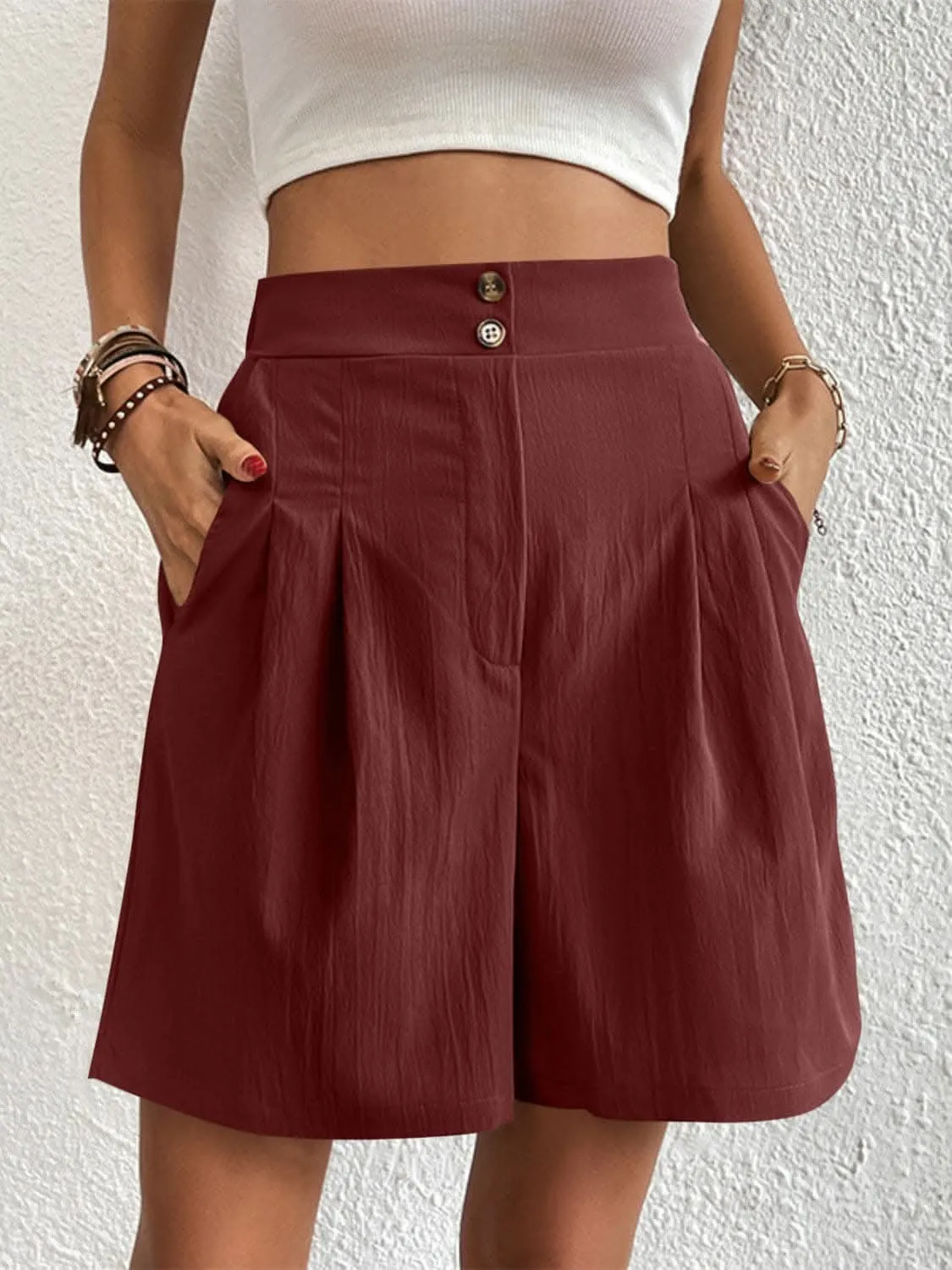 High-waisted pocket shorts for women