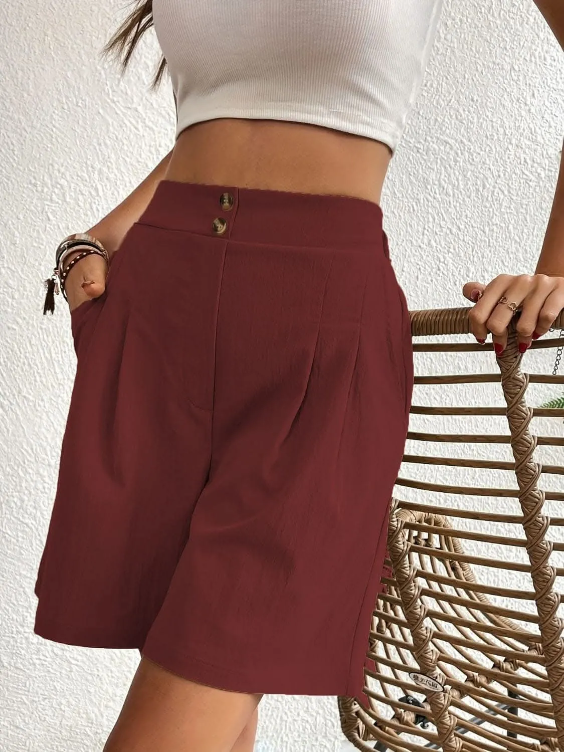 High-waisted pocket shorts for women