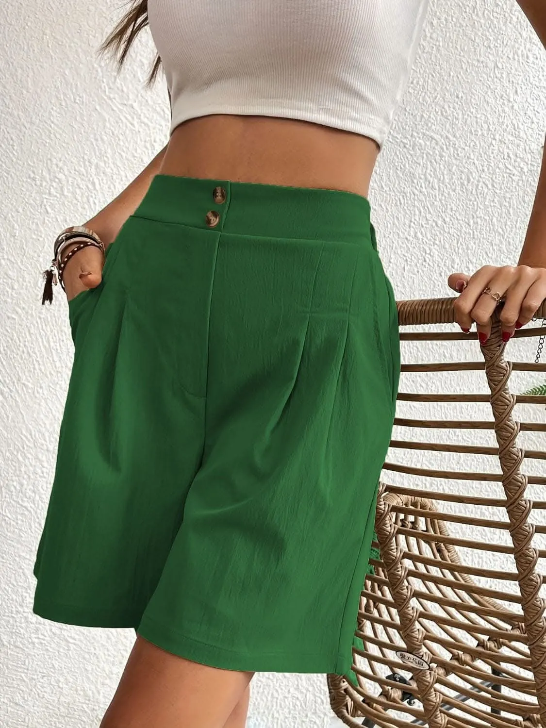 High-waisted pocket shorts for women