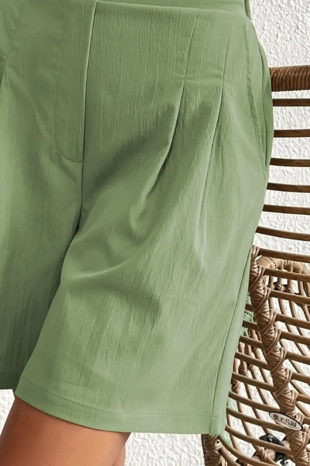 High-waisted pocket shorts for women