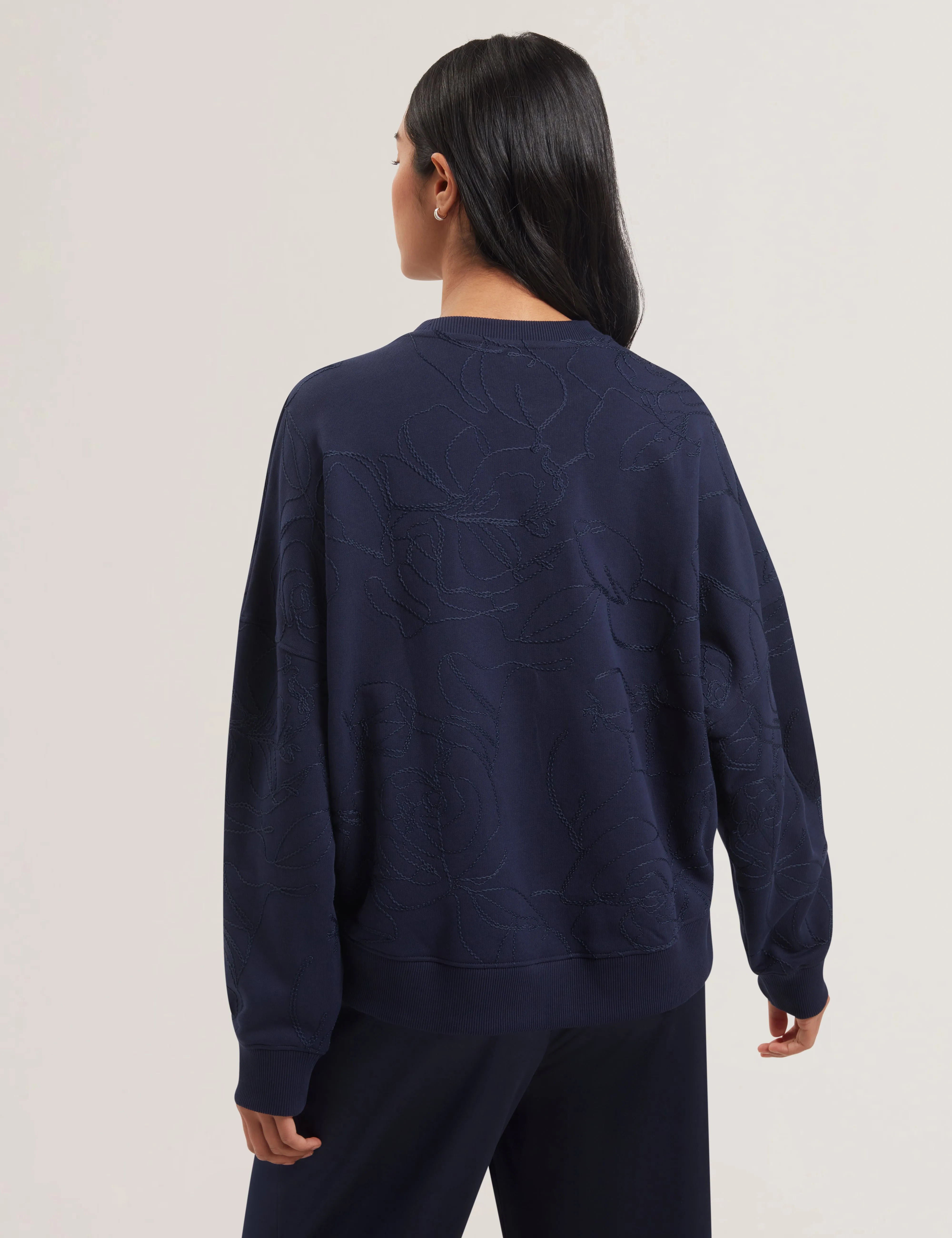Jjosiee Floral Embroidered Long Sleeve Sweatshirt Navy