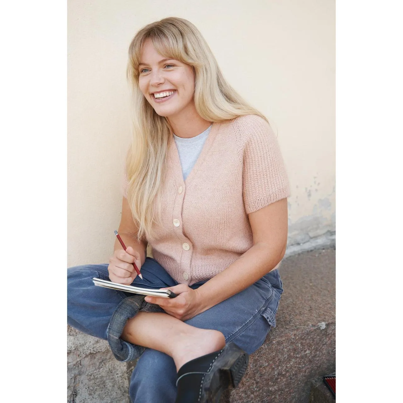 Laine Magazine Issue 24 Brushstrokes