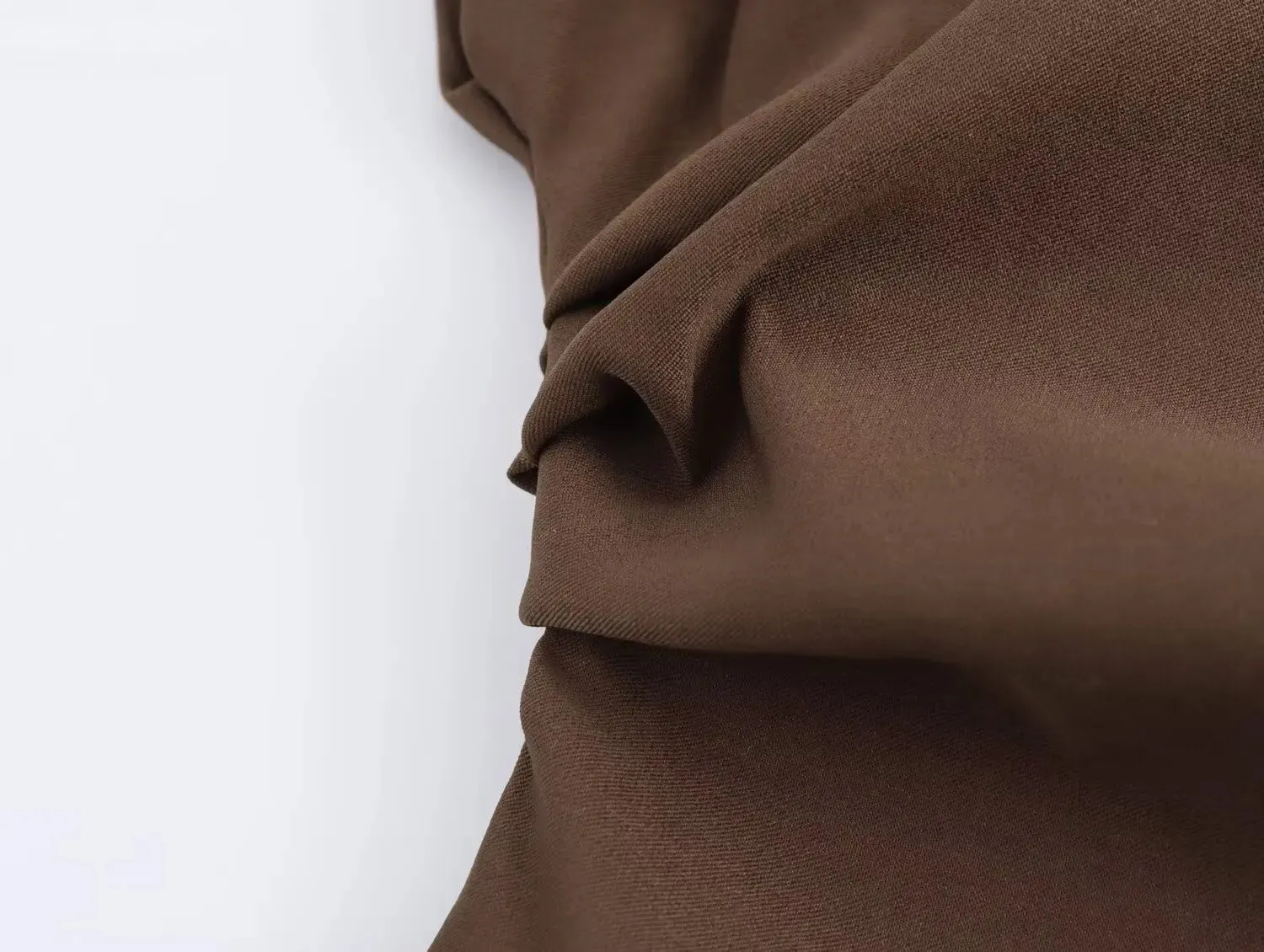 LVSANW New European and American fashion simple pleated decorative shoulderless top